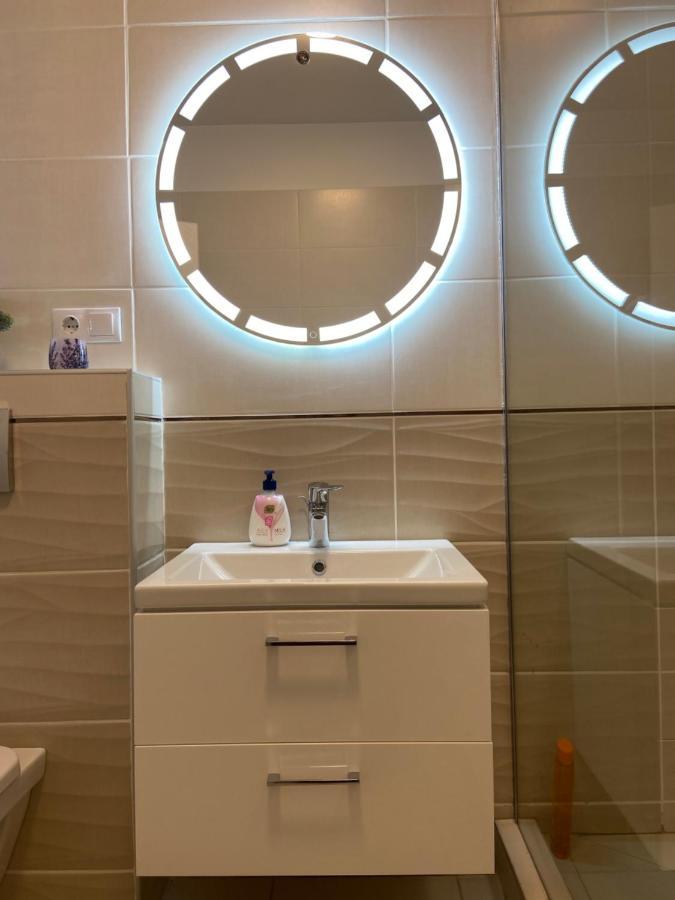 Focus Apartament Floreşti Exteriér fotografie